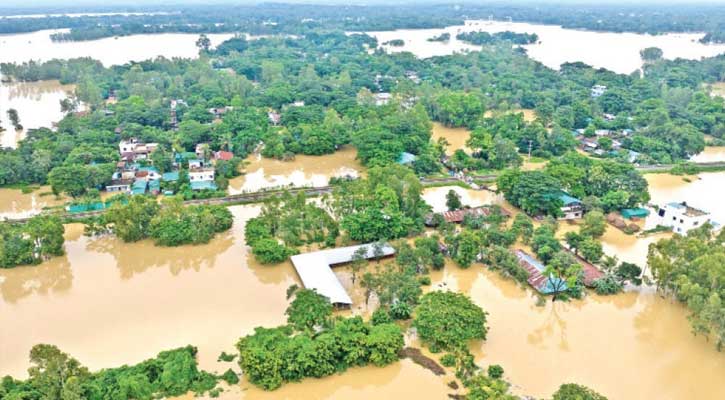 অর্থনৈতিক সংকটের ওপর বন্যার নতুন আঘাত