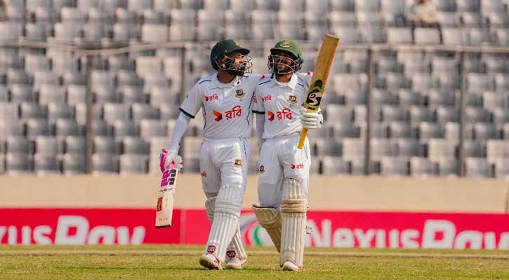 মুমিনুলের টানা দ্বিতীয় ফিফটি, পাঁচশ’র পথে বাংলাদেশের লিড
