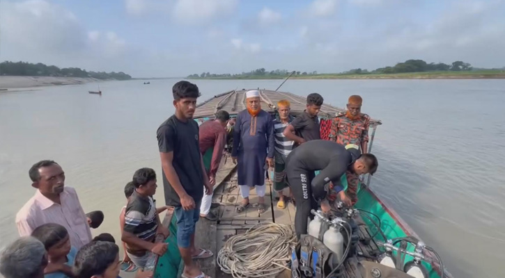 পাকুন্দিয়ায় নৌকাডুবি: ১৯ ঘণ্টা পর নিখোঁজ শিশুর মরদেহ উদ্ধার
