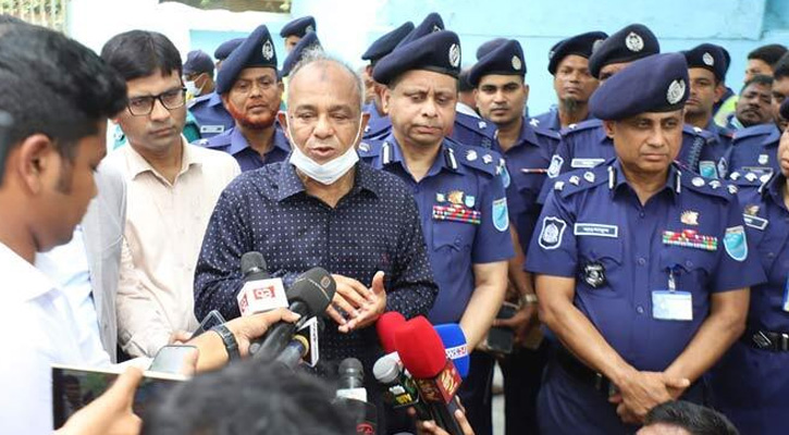মিটফোর্ডে ব্যবসায়ী হত্যায় জড়িত কেউই রেহাই পাবে না: স্বরাষ্ট্র উপদেষ্টা