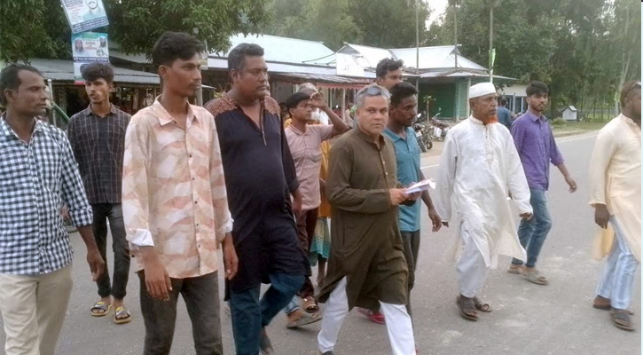 কুড়িগ্রামের নাগেশ্বরীতে ডা. ইউনুস আলীর ৩১ দফার লিফলেট বিতরণ ও জনসংযোগ