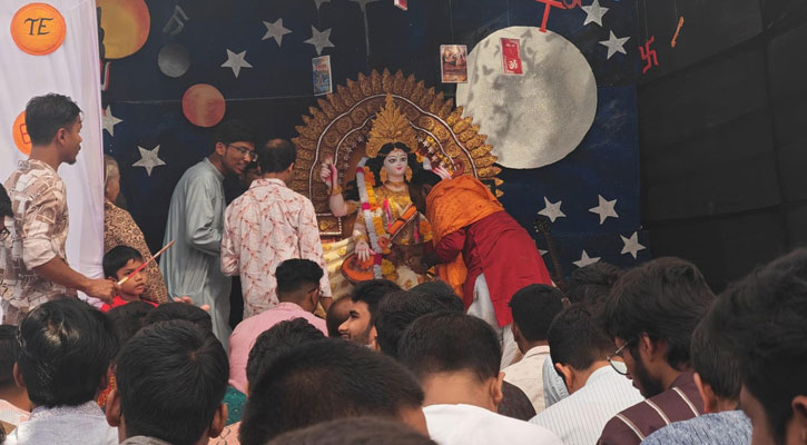 অসাম্প্রদায়িক চেতনায় সরস্বতী পূজায় উৎসবমুখর মাভাবিপ্রবি ক্যাম্পাস