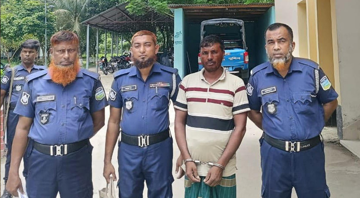 মাদারগঞ্জে পুলিশের ওপর হামলা করে মাদক ব্যবসায়ী ছিনতাই মামলায় বিএনপি নেতা গ্রেফতার