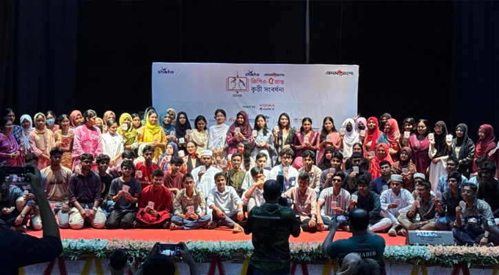 পটুয়াখালীতে জিপিএ-৫ কৃতী শিক্ষার্থীদের সংবর্ধনা