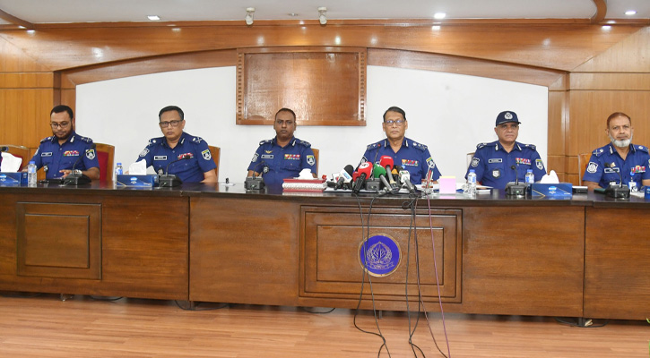 দুর্গাপূজায় ৪৯ ঘটনায় মামলা ১৫, গ্রেপ্তার ১৯