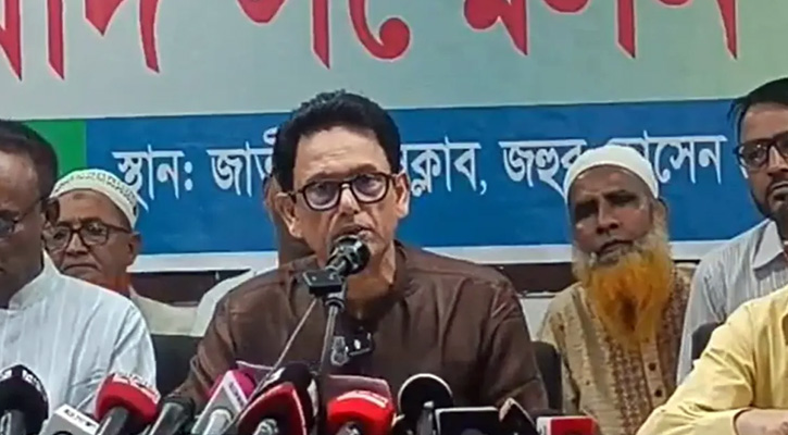 ‘ইমিগ্রেশনে গিয়ে জানতে পারি বিদেশযাত্রায় নিষেধাজ্ঞা দেওয়া হয়েছে’