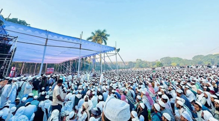 খতমে নবুওয়ত মহাসম্মেলন:সোহরাওয়ার্দীতে সকাল থেকেই উপচে পড়া ভিড়
