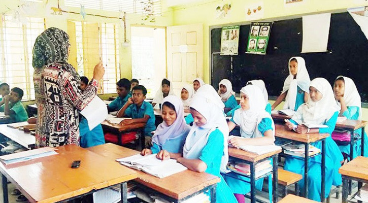 ৩৮ দিনের ছুটি শেষে আজ খুলছে শিক্ষাপ্রতিষ্ঠা