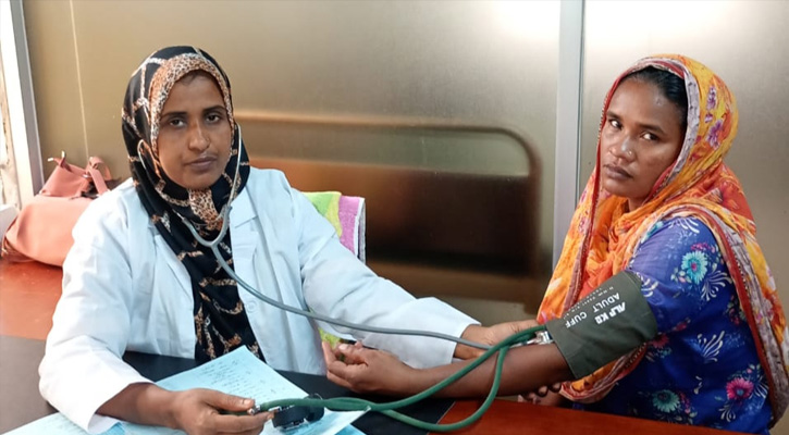 নড়াইলে ঈদুল আজহার ছুটিতেও চালু ছিল পরিবার পরিকল্পনা বিভাগের স্বাস্থ্যসেবা