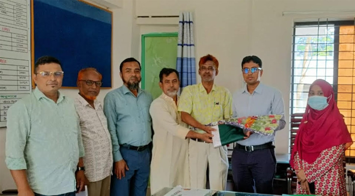 মুকসুদপুরে কৃষি অফিসার মোঃ বাহাউদ্দিন শেখকে বিদায় সংবর্ধনা