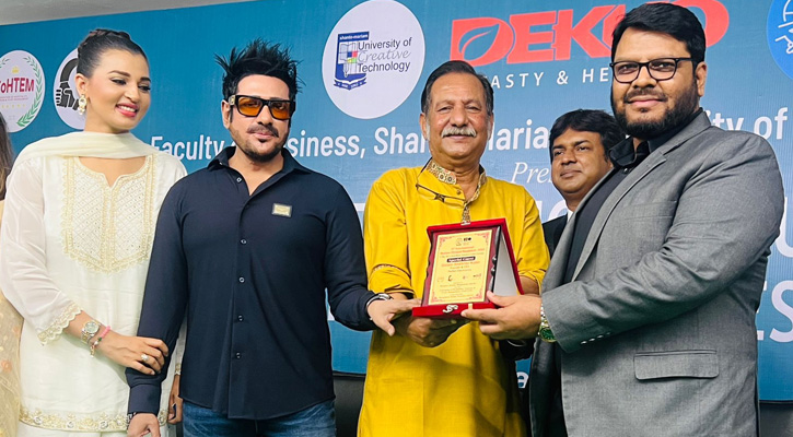 পারফেক্ট ইলেকট্রনিক্স-এর সিইও গোলাম শাহরিয়ার কবীর পেলেন “সন্মাননা স্মারক”