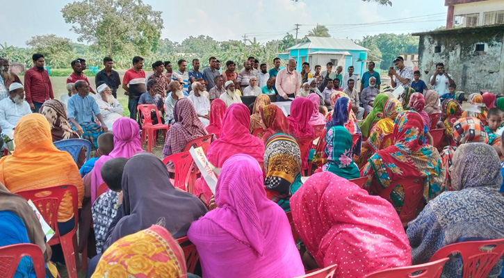কেন্দুয়ায় তারেক রহমানের ৩১ দফা বাস্তবায়নে লিফলেট বিতরণ