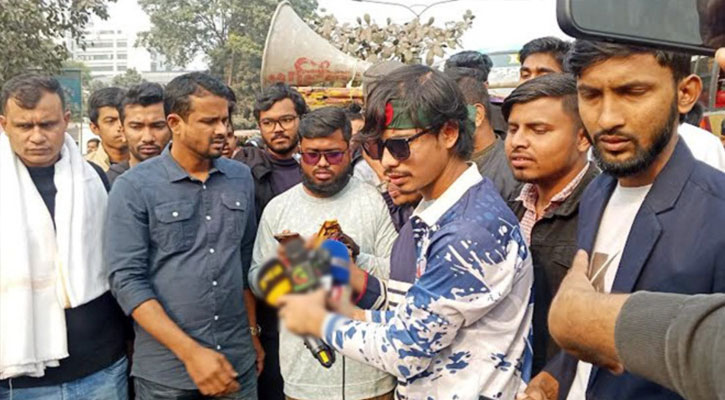 নতুন কর্মসূচি ঘোষণা করে সড়ক ছাড়লেন সাত কলেজের শিক্ষার্থীরা