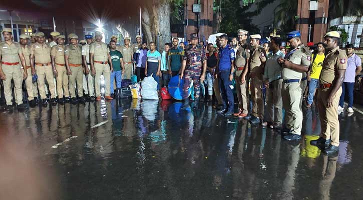 ট্রাভেল পারমিটে ভারত থেকে বেনাপোল সীমান্ত দিয়ে ফিরলেন ৫০ বাংলাদেশি