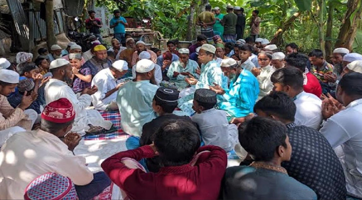 ছাগল চোরের হেদায়াতের জন্য মধুখালীতে মাইকিং করে মিলাদ মাহফিল