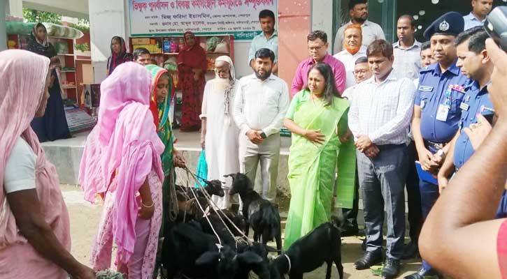 নালিতাবাড়ীতে ভিক্ষুক পুনর্বাসন ও বিকল্প কর্মসংস্থান কর্মসূচির উপকরণ বিতরণ