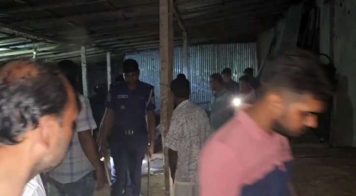 শ্রীপুরে শীর্ষ সন্ত্রাসী সুমনের টর্চার সেলে পুলিশের অভিযানে তিন সহযোগী গ্রেফতার, অস্ত্র উদ্ধার