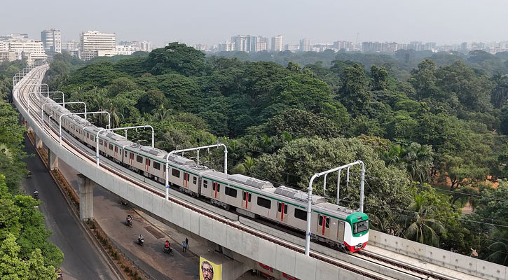 আড়াই ঘণ্টা পর আংশিকভাবে চালু হলো মেট্রোরেল