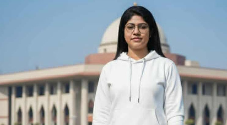 পত্নীতলার ‘জুলাই কন্যা’ জান্নাতের ঢাকায় ‘রহস্যজনক মৃত্যু’: এলাকায় শোকের মাতম