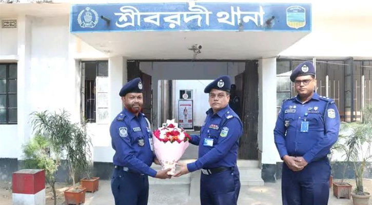 শ্রীবরদী ও ঝিনাইগাতী থানা পরিদর্শনে পুলিশ সুপার মোঃ কামরুল ইসলাম