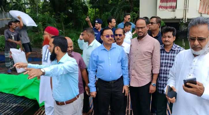 ভালুকায় মৎস্য খামার পরিদর্শনে প্রতিমন্ত্রী টুকু ও এমপি বাচ্চু