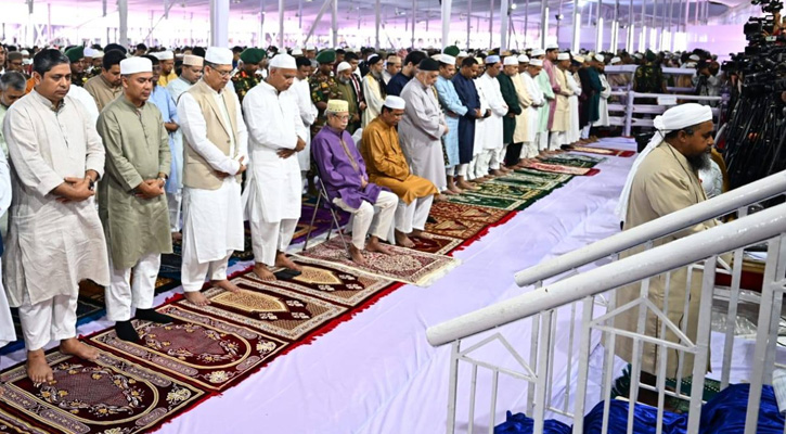 জাতীয় ঈদগাহে ঈদের প্রধান জামাত অনুষ্ঠিত