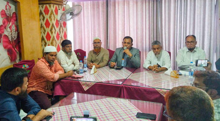 সবাইকে ঐক্যবদ্ধ থেকে দলের জন্য কাজ করতে হবে: রোকন উদ্দিন