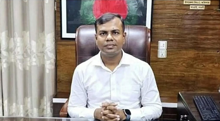 মুক্তিযোদ্ধা চাচাকে বাবা বানিয়ে চাকরি নেওয়া সেই সচিব কারাগারে