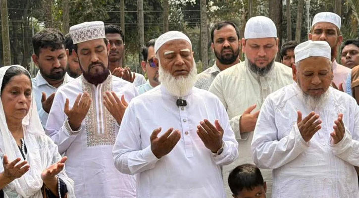 পিলখানা হত্যাকাণ্ডে শহীদ সেনাদের কবর জিয়ারত জামায়াত আমিরের