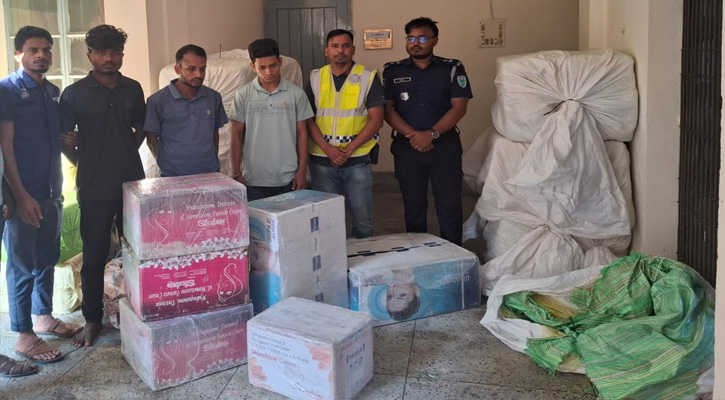 মৌলভীবাজারে সাড়ে ৩৬ লাখ টাকার ভারতীয় চোরাই পণ্য জব্দ