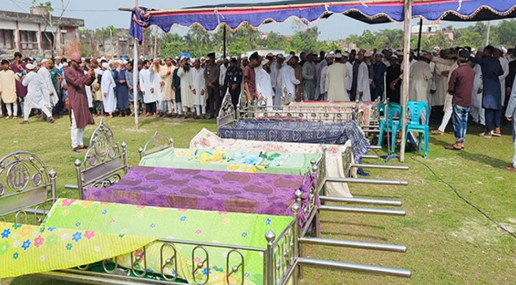 জানাজা শেষে একই পরিবারের ৯ সদস্যের দাফন সম্পন্ন