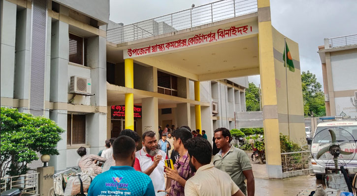 কোটচাঁদপুর স্বাস্থ্য কমপ্লেক্সে চিকিৎসার বিশেষ ব্যবস্থা না থাকায় সাপে কাটা ৬ দিনে ২ রেফার, ১ মৃত্যু