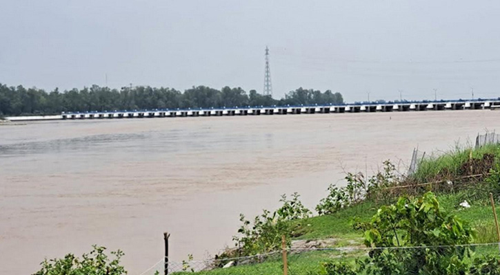উজানের ঢলে বাড়ছে তিস্তার পানি