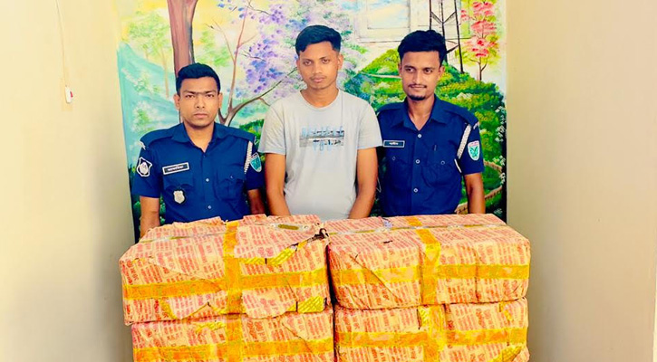 কুলাউড়ায় ১ লাখ শলাকা ভারতীয় বিড়ি জব্দ, একজন গ্রেফতার
