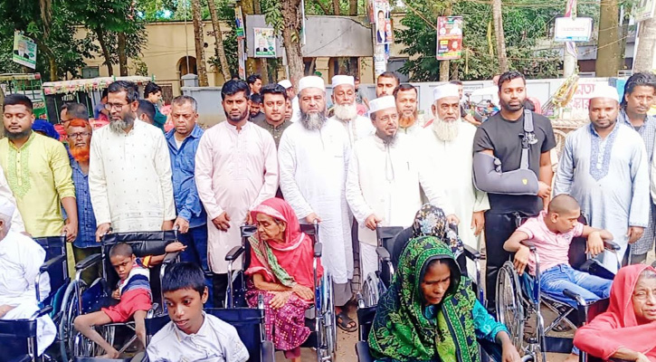 সরাইলে প্রতিবন্ধীদের মাঝে জামায়াতের হুইলচেয়ার বিতরণ