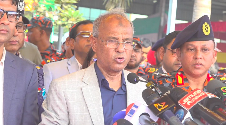 স্বেচ্ছাসেবকদের সম্পৃক্ততা ছাড়া বড় দুর্যোগ মোকাবিলা সম্ভব নয়: স্বরাষ্ট্র উপদেষ্টা