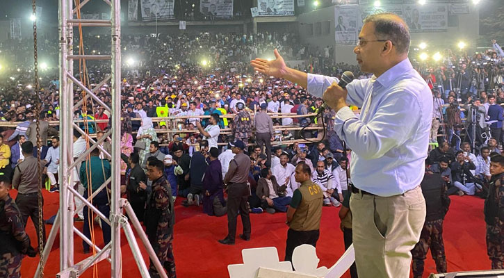 দেশকে পুনর্গঠন করতে হলে গণতন্ত্রকে প্রতিষ্ঠিত করতে হবে: তারেক রহমান