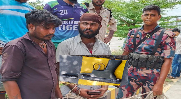 বেনাপোল বন্দরের টার্মিনাল থেকে দুই ভারতীয় ট্রাক চালক ইয়ার পিস্তল ও গুলিসহ আটক