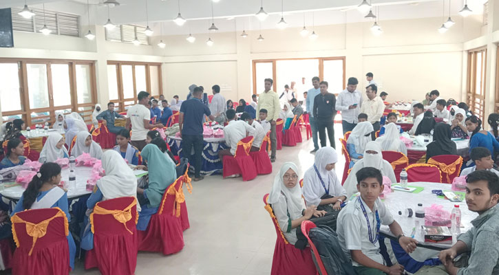 পত্নীতলায় বিশ্ব বিজ্ঞান দিবস উদযাপন