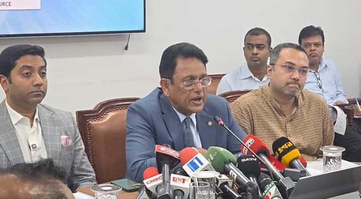 সব শিক্ষা বোর্ডে অভিন্ন প্রশ্নপত্রে পরীক্ষা হবে: শিক্ষামন্ত্রী