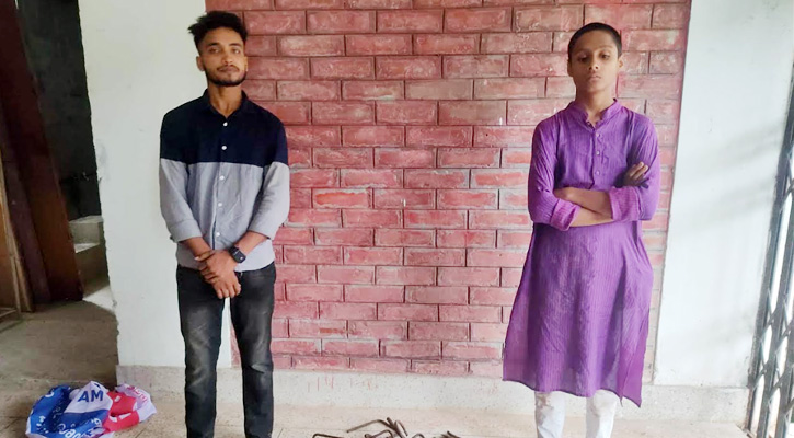 পবিপ্রবিতে নির্মাণাধীন হল থেকে রড চুরি, আটক ২