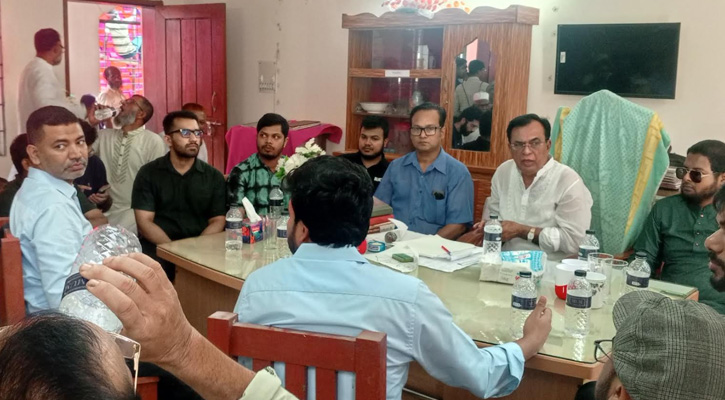 গৌরীপুরে ডা. আবদুস সেলিমের ফ্রি মেডিকেল ক্যাম্পে সহস্রাধিক মানুষ পেল চিকিৎসাসেবা