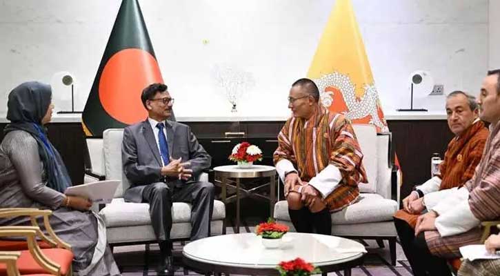 ভুটানের প্রধানমন্ত্রীর সঙ্গে পররাষ্ট্র উপদেষ্টার সাক্ষাৎ