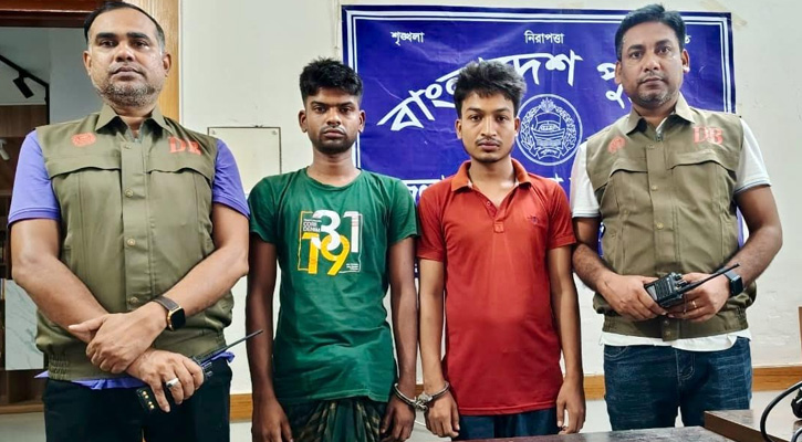 চুয়াডাঙ্গায় অনলাইন জুয়ার মাস্টার এজেন্টসহ আটক ২