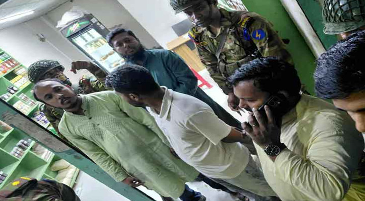 চাঁদাবাজির অভিযোগে বৈষম্যবিরোধী ছাত্র আন্দোলনের নেতা রাব্বিসহ গ্রেফতার ৫