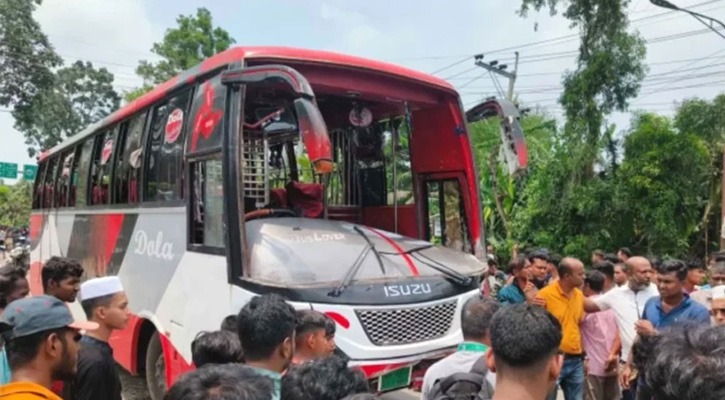ঈদে দিনে সারা দেশে  সড়ক দুর্ঘটনায় নিহত ২২