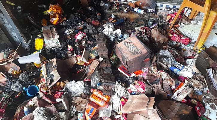 ভাঙ্গায় গভীর রাতে অগ্নিকাণ্ডে মুদি দোকান পুড়ে ছাই, ক্ষতি প্রায় ২০ লাখ টাকা