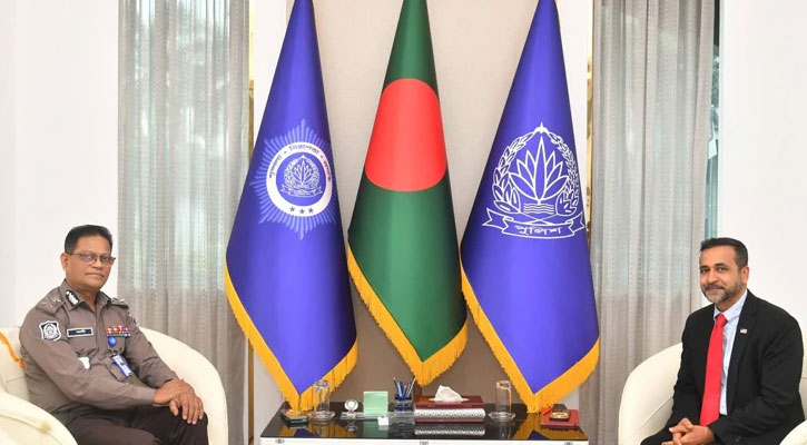 আইজিপির সঙ্গে এফবিআই প্রতিনিধি দলের সৌজন্য সাক্ষাৎ
