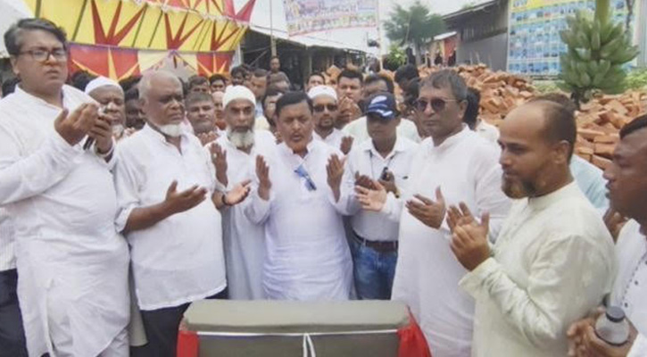 ১৫০০ মিটার  এইচবিবি সড়ক নির্মাণ কাজের উদ্বোধন