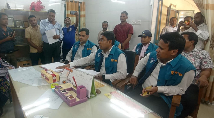 দুদকের অভিযান: পীরগঞ্জে নানা অনিয়মে জর্জরিত উপজেলা স্বাস্থ্য কমপ্লেক্স